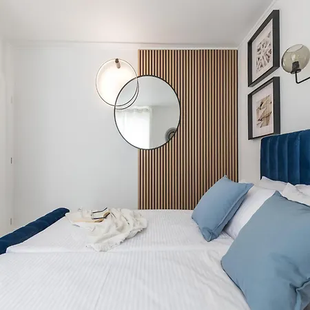 Apartment Breezy Near Trogir, Cleaning Included Trogir