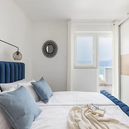 Apartment In Slatine By Adriatic Beach, Cleaning Included Apartment Trogir